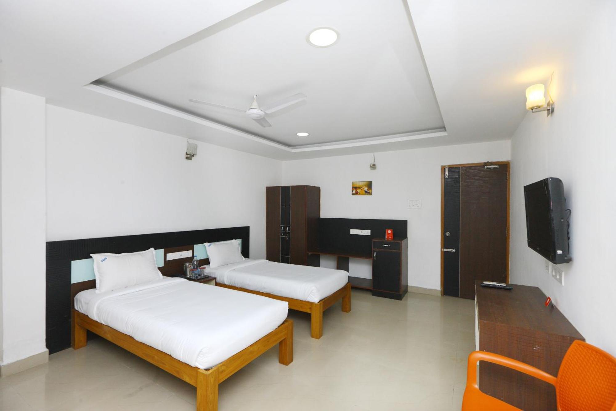 Hotel O Sri Bkm Guest House Ченай Екстериор снимка