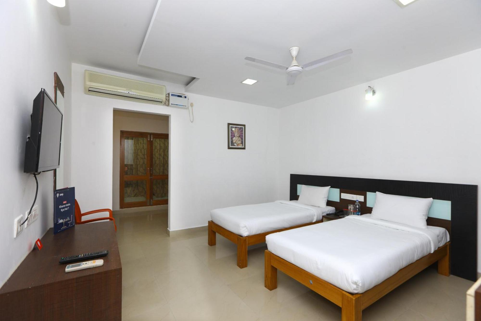 Hotel O Sri Bkm Guest House Ченай Екстериор снимка